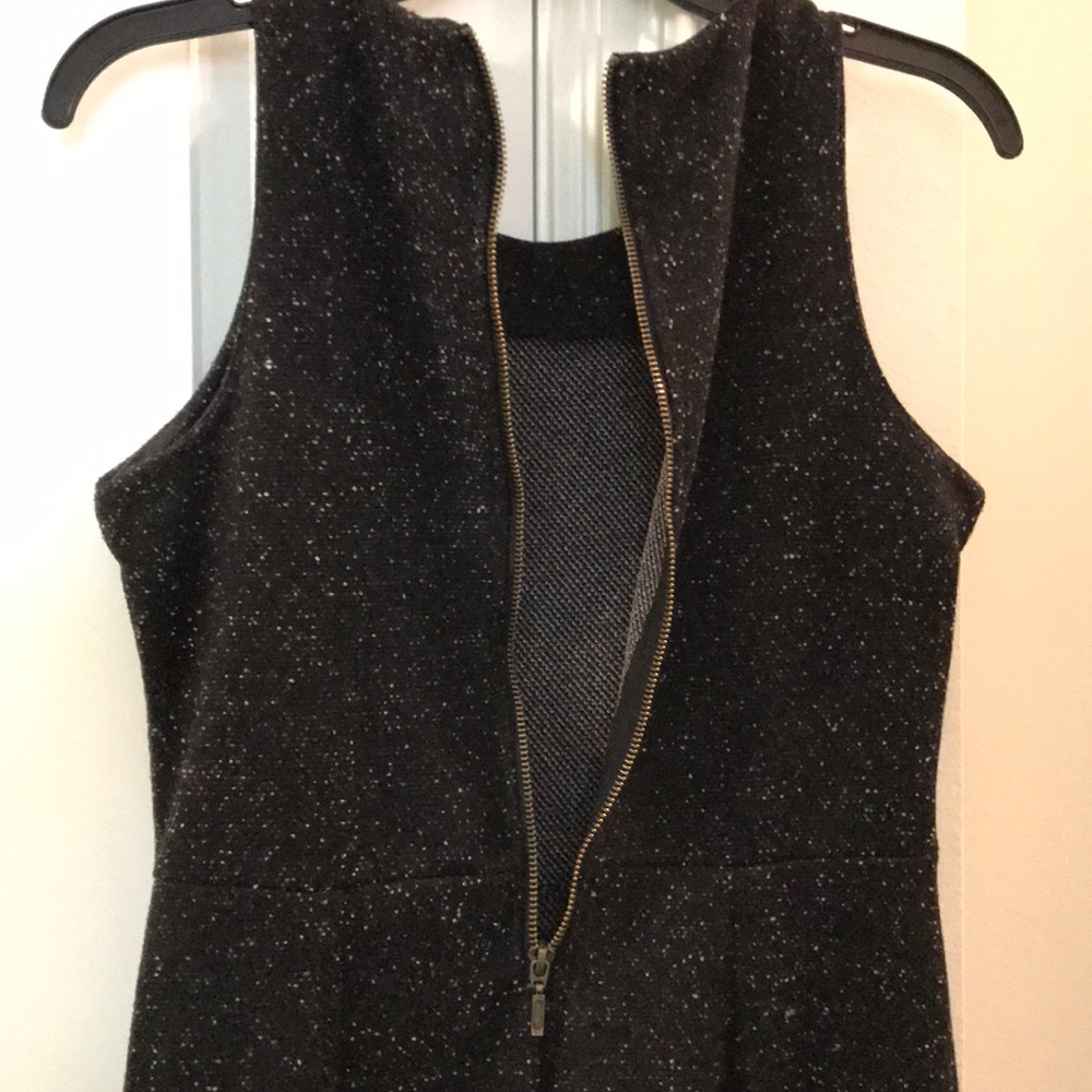 Dress - Picture 5 of 5